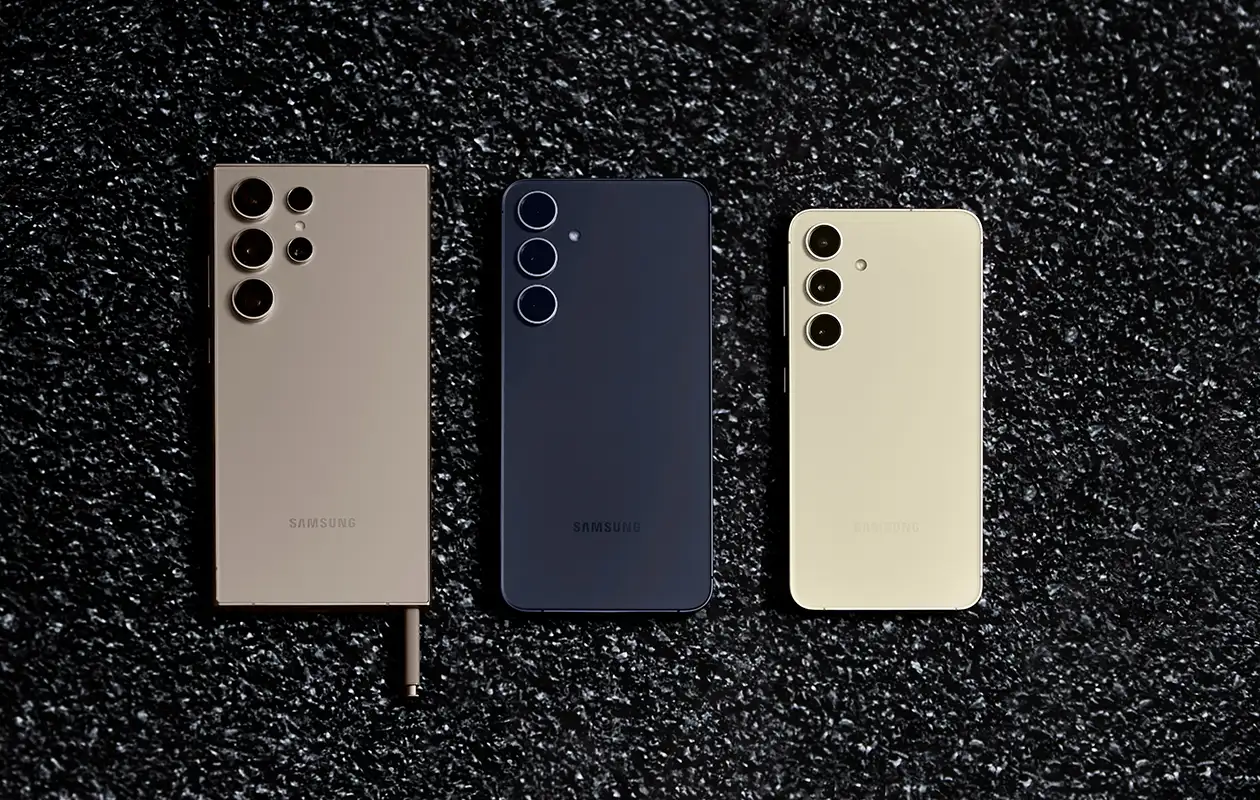 三星 Galaxy S24 系列是否配备曲面显示屏？