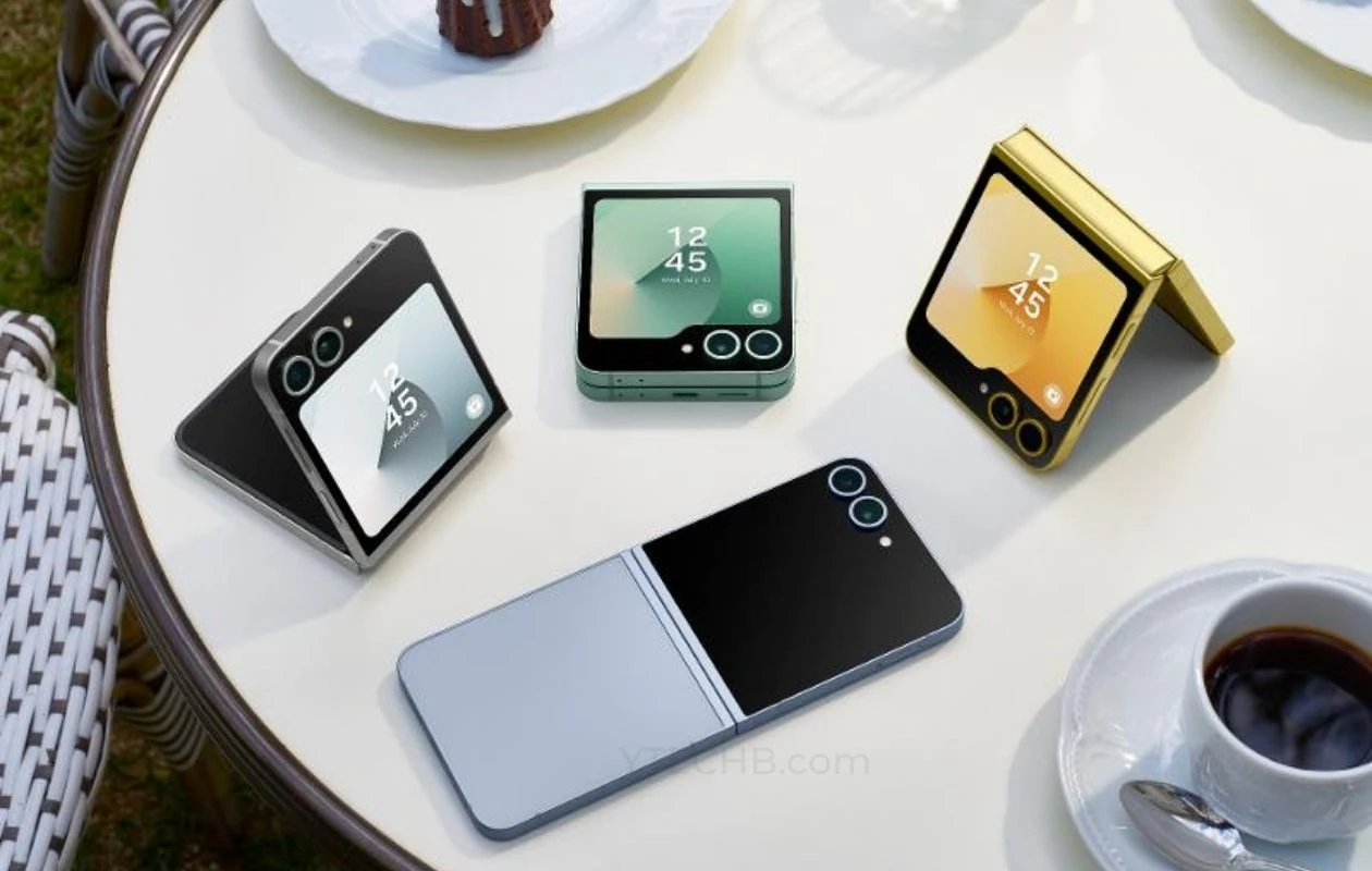 如何在合上 Galaxy Z Flip 6 后继续通话