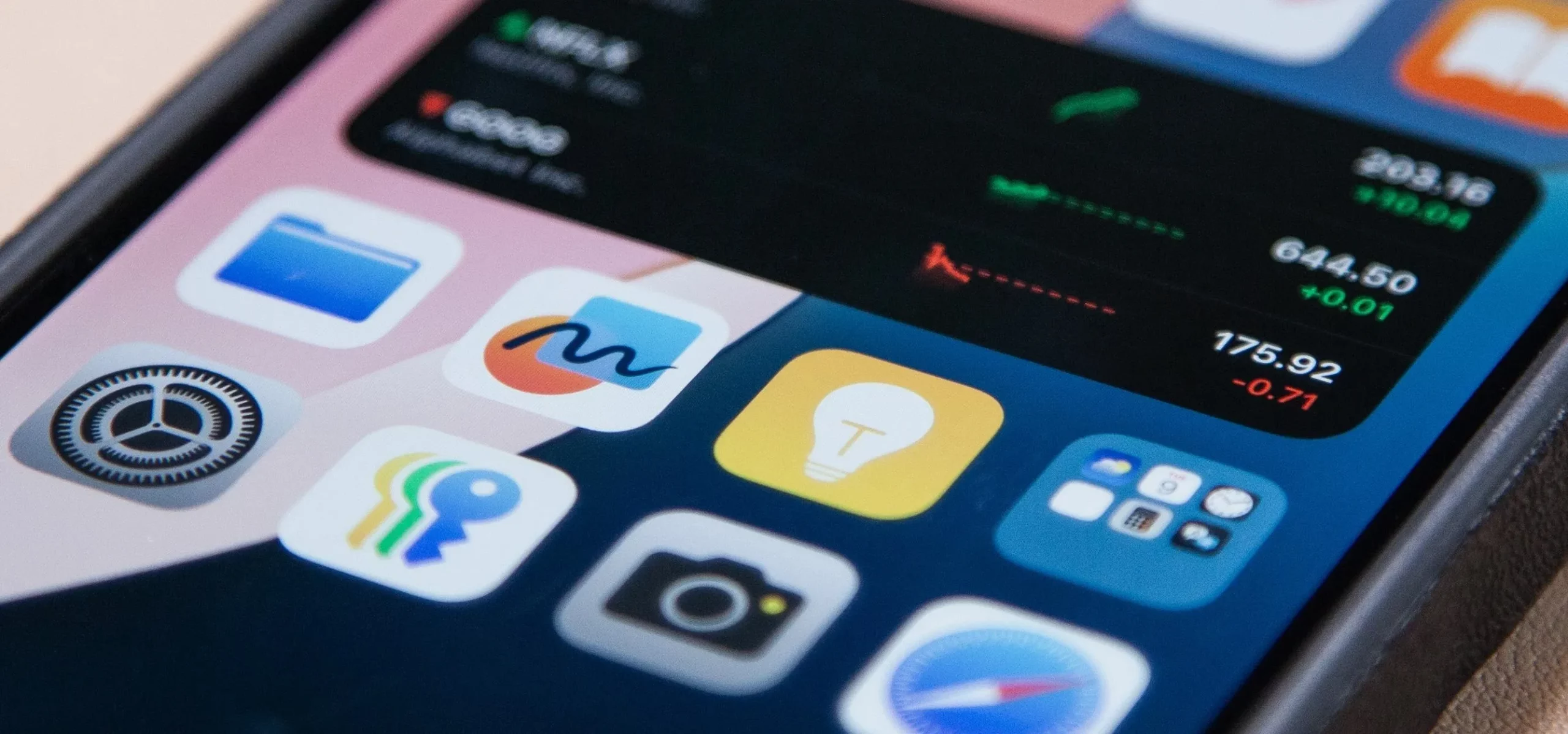 使用iOS 18，您终于可以在iPhone的主屏幕上隐藏应用程序，文件夹和小部件名称