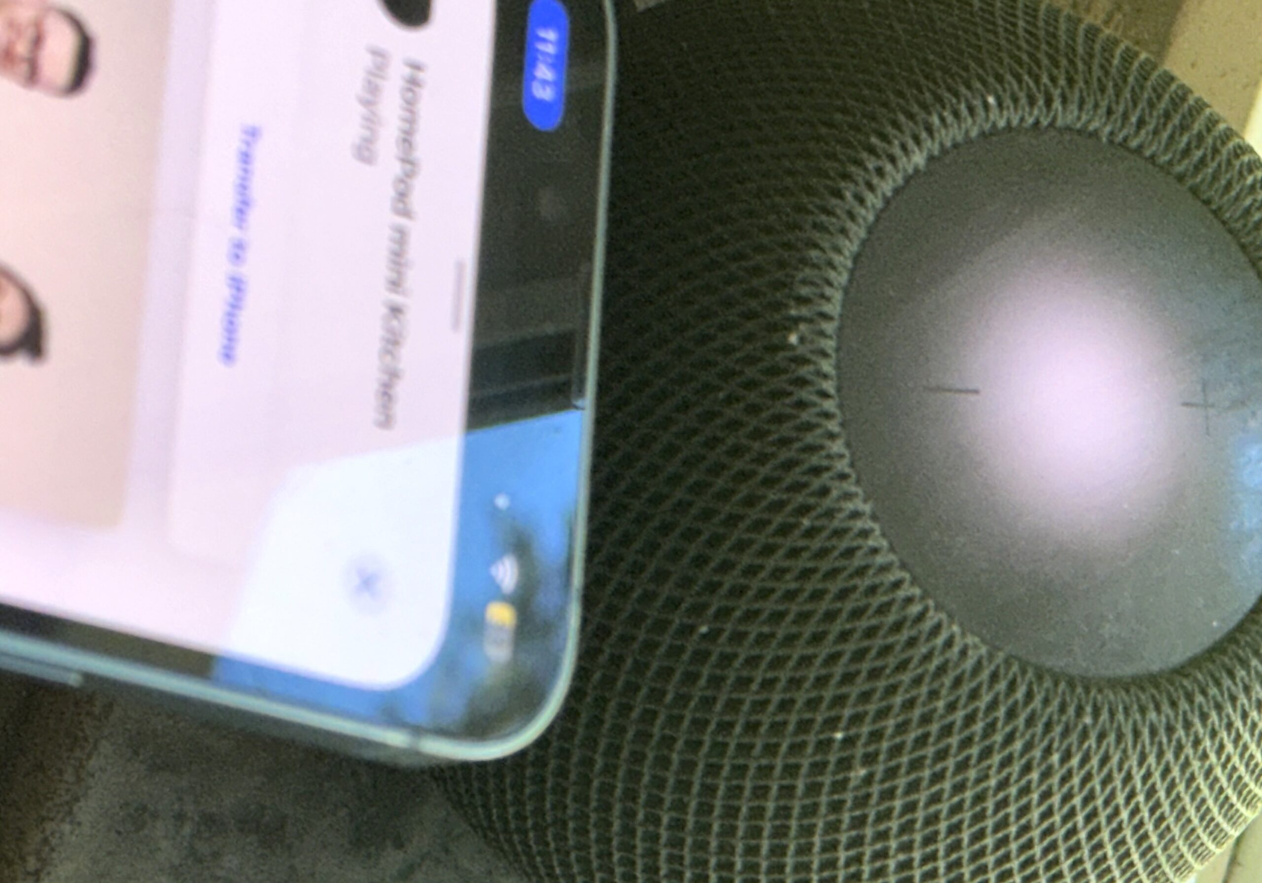 使用近端手勢與iPhone上的Spotify / Apple Music播放音樂