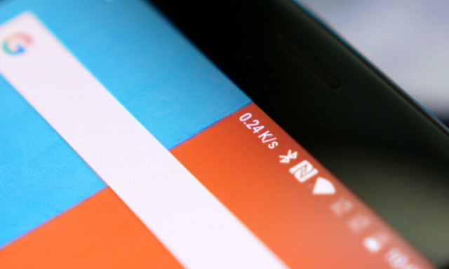 如何在Android上的状态栏中显示网络活动