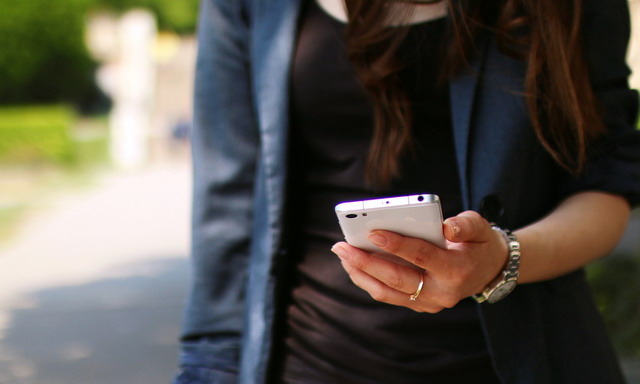 如何在Android上定义移动数据限制