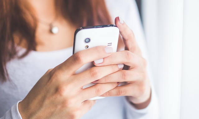 如何将雅虎议程与Android设备同步