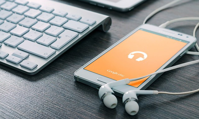 如何在Google Play音乐上上传和下载音乐