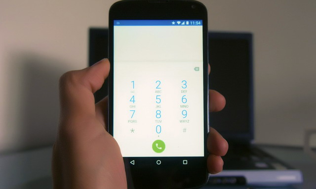 如何手动导出和备份 Android 联系人