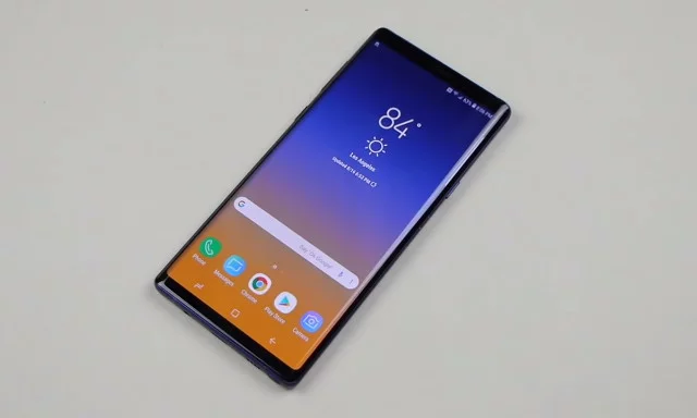 如何在 Galaxy Note 9 上启用横向模式