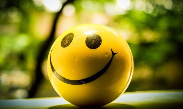 如何在Windows 11下獲得新的表情符號