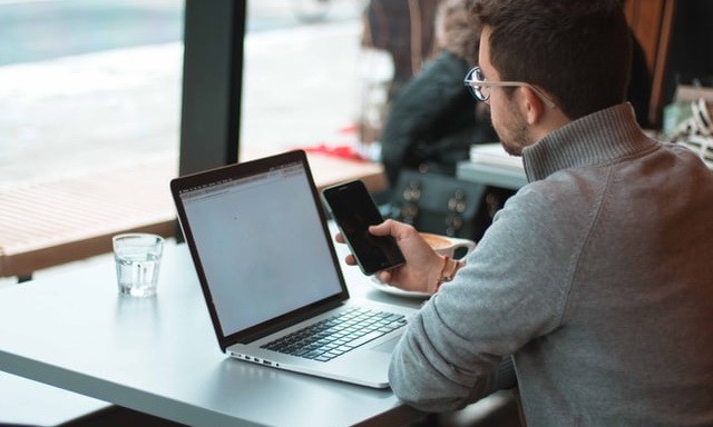 如何将笔记本电脑连接到WiFi接入点