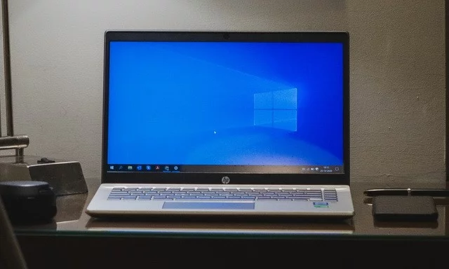 如何在 Windows 10 上更新驱动程序