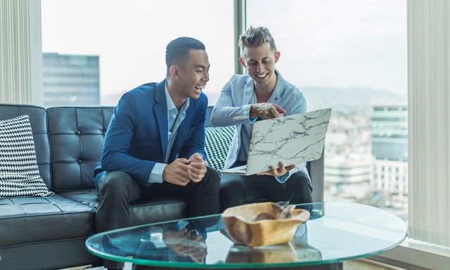在 iPhone 和 Mac 上进行 FaceTime 群组通话